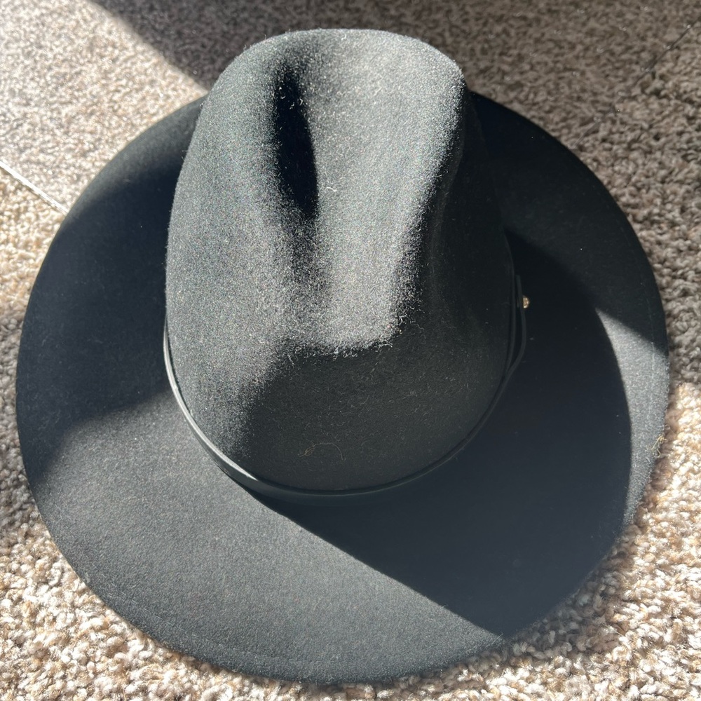 Lightly Worn Free People Hat, One Size.